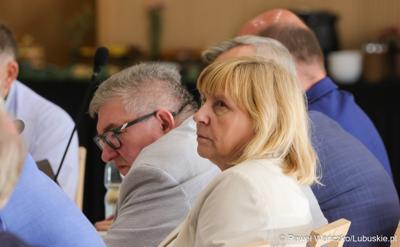 Uczestnicy posiedzenia Wojewódzkiej Rady Dialogu Społecznego w Zielonej Górze