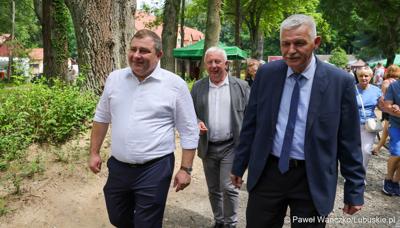 Uczestnicy imprezy „Dobre, smaczne, bo lubuskie” w Muzeum Etnograficznym w zielonogórskiej Ochli