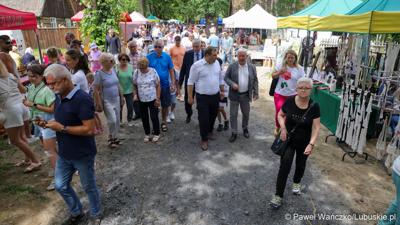 Uczestnicy imprezy „Dobre, smaczne, bo lubuskie” w Muzeum Etnograficznym w zielonogórskiej Ochli