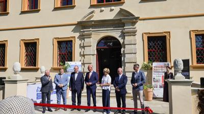 Uroczyste otwarcie zrewitalizowanego Dworu w Muzeum Etnograficznym z Zielonej Górze - Ochli