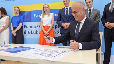 Podpisanie porozumień z samorządami realizującymi zintegrowane inwestycje terytorialne