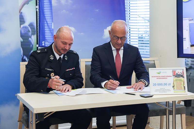 Podpisanie Umów na Zwiększenie Potencjału Ratowniczego OSP w Lubuskim