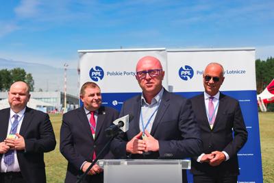 W piątek, 26 lipca 2024 r. w Porcie Lotniczym Zielona Góra-Babimost podpisano list intencyjny ws. projektu budowy nowego terminala pasażerskiego. Jednym z sygnatariuszy dokumentu był marszałek Marcin Jabłoński.