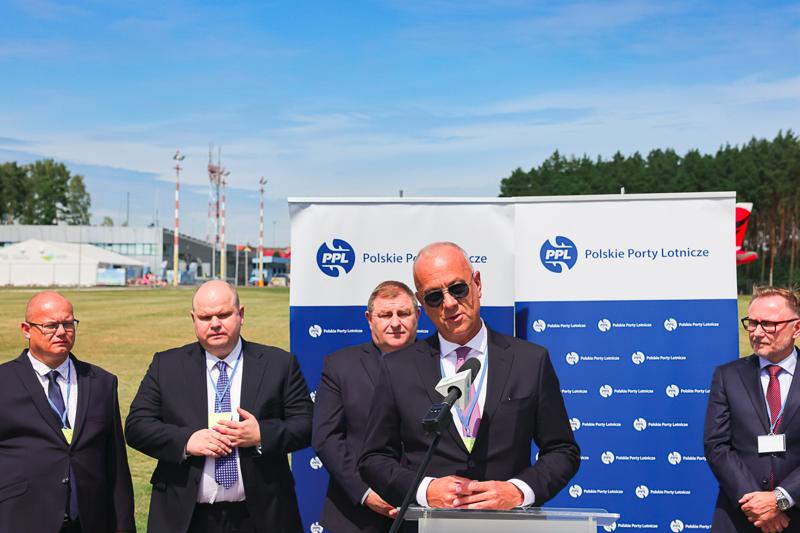 W piątek, 26 lipca 2024 r. w Porcie Lotniczym Zielona Góra-Babimost podpisano list intencyjny ws. projektu budowy nowego terminala pasażerskiego. Jednym z sygnatariuszy dokumentu był marszałek Marcin Jabłoński.