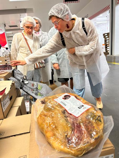 Lubuska Misja Gospodarcza Paryż 2024: wizyta lubuskich przedsiębiorców na paryskiej giełdzie Rungis Marché International (30 lipca 2024 r.)