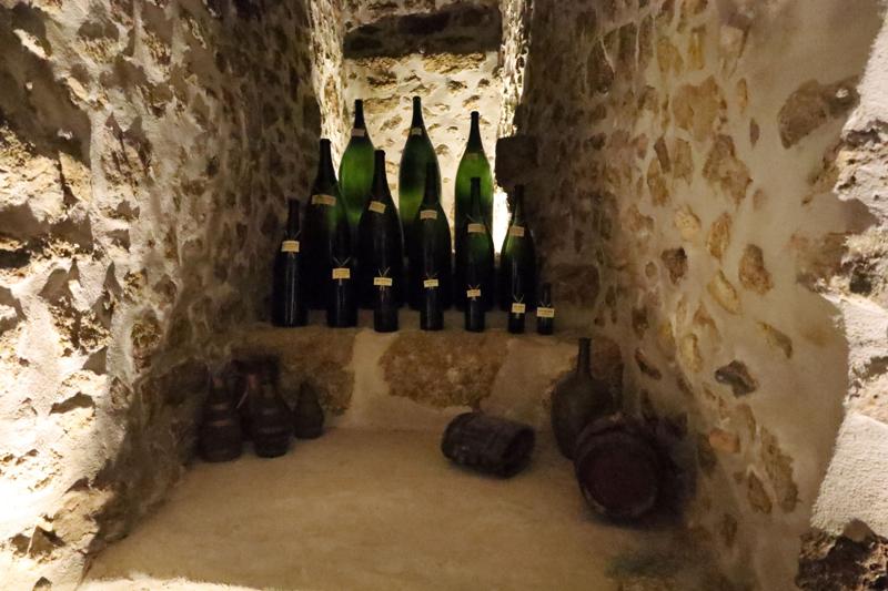 1 sierpnia 2024 r. uczestnicy Misji Gospodarczej – Paryż 2024 (bierze w niej udział 38 lubuskich przedsiębiorców) odwiedzili Champagne Meteyer