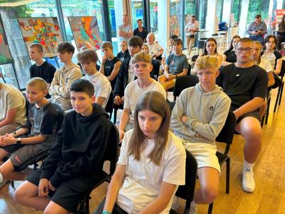 2 sierpnia 2024 r. w Domu Polskim z Paryżem żegnało się 38 lubuskich przedsiębiorców – uczestników Misji Gospodarczej, a stolicę Francji w czasie Igrzysk Olimpijskich witało 36 młodych sportowców z lubuskich klubów
