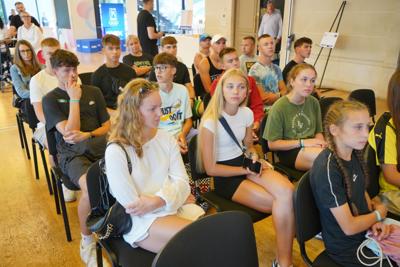 2 sierpnia 2024 r. w Domu Polskim z Paryżem żegnało się 38 lubuskich przedsiębiorców – uczestników Misji Gospodarczej, a stolicę Francji w czasie Igrzysk Olimpijskich witało 36 młodych sportowców z lubuskich klubów