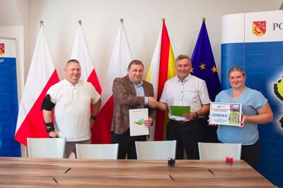 Jednostki OSP z województwa lubuskiego po raz kolejny otrzymały pieniądze na zakup nowego sprzętu i umundurowania