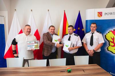 Jednostki OSP z województwa lubuskiego po raz kolejny otrzymały pieniądze na zakup nowego sprzętu i umundurowania