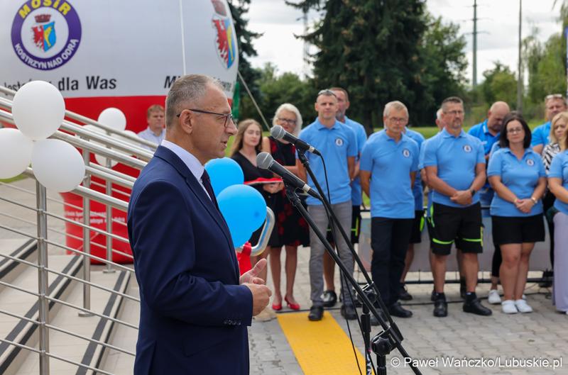 Przy ulicy Fabrycznej w Kostrzynie nad Odrą zaczął działać park wodny. W otwarciu obiektu 21 sierpnia 2024 r. uczestniczył wojewoda lubuski Marek Cebula