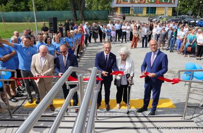 Przy ulicy Fabrycznej w Kostrzynie nad Odrą zaczął działać park wodny. W otwarciu obiektu 21 sierpnia 2024 r. uczestniczył marszałek województwa lubuskiego Marcin Jabłoński.
