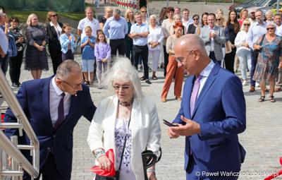 Przy ulicy Fabrycznej w Kostrzynie nad Odrą zaczął działać park wodny. W otwarciu obiektu 21 sierpnia 2024 r. uczestniczył marszałek województwa lubuskiego Marcin Jabłoński.
