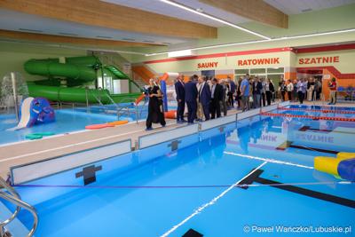 Przy ulicy Fabrycznej w Kostrzynie nad Odrą zaczął działać park wodny. W otwarciu obiektu 21 sierpnia 2024 r. uczestniczył marszałek województwa lubuskiego Marcin Jabłoński.
