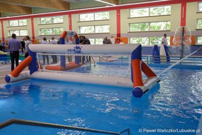 Przy ulicy Fabrycznej w Kostrzynie nad Odrą zaczął działać park wodny. W otwarciu obiektu 21 sierpnia 2024 r. uczestniczył marszałek województwa lubuskiego Marcin Jabłoński.
