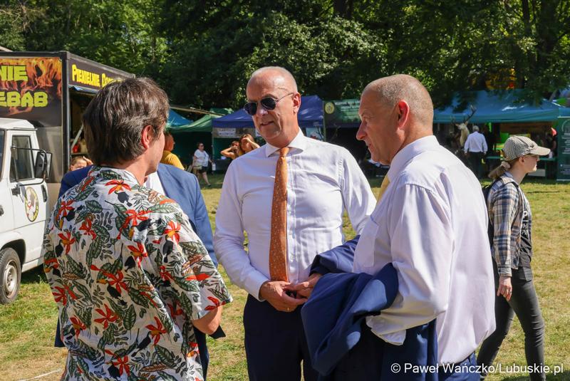 Uczestnicy Europejskich Targi Łowiectwa, Winiarstwa i Produktu Regionalnego ,,EKO – NATURA” w Gliśnie