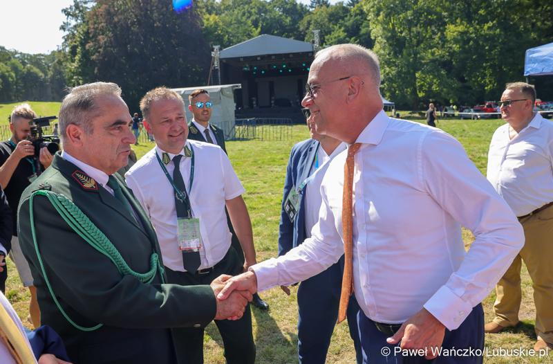 Uczestnicy Europejskich Targi Łowiectwa, Winiarstwa i Produktu Regionalnego ,,EKO – NATURA” w Gliśnie