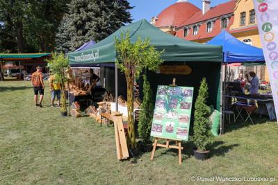 Uczestnicy Europejskich Targi Łowiectwa, Winiarstwa i Produktu Regionalnego ,,EKO – NATURA” w Gliśnie 