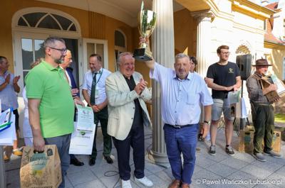 Uczestnicy Europejskich Targi Łowiectwa, Winiarstwa i Produktu Regionalnego ,,EKO – NATURA” w Gliśnie 