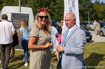 W Zagrodzie Kamiennej skansenu w Zielonej Górze-Ochli świętowano jubileusz 10-lecia istnienia Twojego Zielonego Targu. Gościem wydarzenia był członek zarządu województwa lubuskiego Zbigniew Kołodziej. 