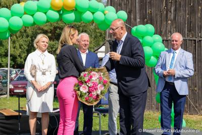 W Zagrodzie Kamiennej skansenu w Zielonej Górze-Ochli świętowano jubileusz 10-lecia istnienia Twojego Zielonego Targu. Gościem wydarzenia był członek zarządu województwa lubuskiego Zbigniew Kołodziej. 