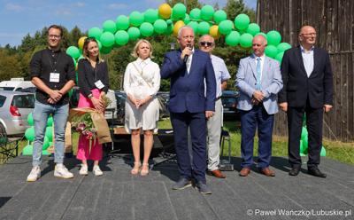 W Zagrodzie Kamiennej skansenu w Zielonej Górze-Ochli świętowano jubileusz 10-lecia istnienia Twojego Zielonego Targu. Gościem wydarzenia był członek zarządu województwa lubuskiego Zbigniew Kołodziej. 