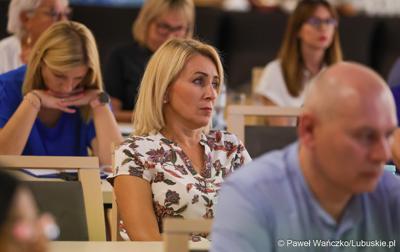 Uczestnicy spotkania konsultacyjnego dotyczącego projektu dokumentu pn. „Plan gospodarki odpadami dla województwa lubuskiego na lata 2024-2030 wraz z planem inwestycyjnym