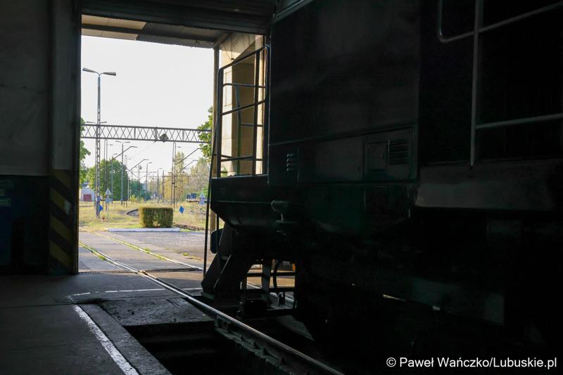 Wiceminister infrastruktury Piotr Malepszak wraz z wicemarszałkiem Sebastianem Ciemnoczołowskim, wojewodą lubuskim Markiem Cebulą i wiceprezydentem Zielonej Góry drem Jarosławem Flakowskim odwiedzili Czerwieńsk