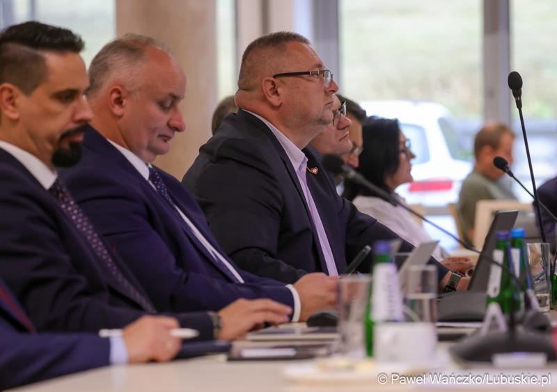 Uczestnicy wrześniowej sesji Sejmiku Województwa Lubuskiego