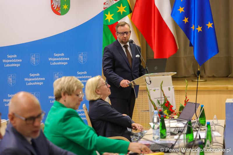 Uczestnicy wrześniowej sesji Sejmiku Województwa Lubuskiego