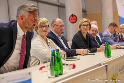 Uczestnicy wrześniowej sesji Sejmiku Województwa Lubuskiego