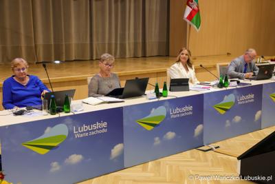 Uczestnicy wrześniowej sesji Sejmiku Województwa Lubuskiego