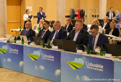 Uczestnicy wrześniowej sesji Sejmiku Województwa Lubuskiego