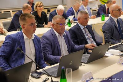 Uczestnicy wrześniowej sesji Sejmiku Województwa Lubuskiego