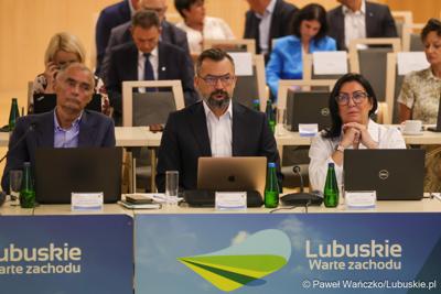 Uczestnicy wrześniowej sesji Sejmiku Województwa Lubuskiego