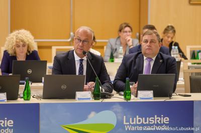 Uczestnicy wrześniowej sesji Sejmiku Województwa Lubuskiego