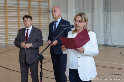 Uroczystość otwarcia nowej sali gimnastycznej w Zespole Szkół Licealnych w Słubicach 
