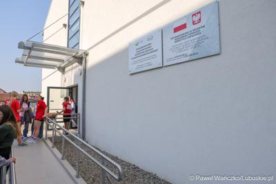 Uroczystość otwarcia nowej sali gimnastycznej w Zespole Szkół Licealnych w Słubicach 

