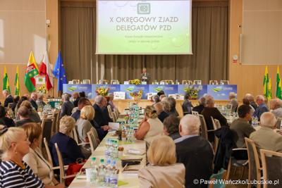 Uczestnicy X Okręgowego Zjazdu Delegatów Polskiego Związku Działkowców