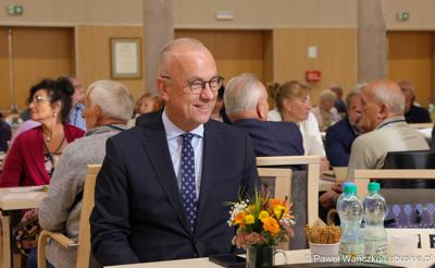 Marszałek Marcin Jabłoński podczas X Okręgowego Zjazdu Delegatów Polskiego Związku Działkowców