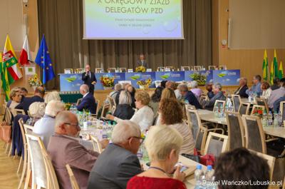Uczestnicy X Okręgowego Zjazdu Delegatów Polskiego Związku Działkowców
