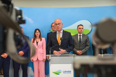 Konferencja prasowa i podpisanie umowy, projekt "Ciekawa Nauka" 