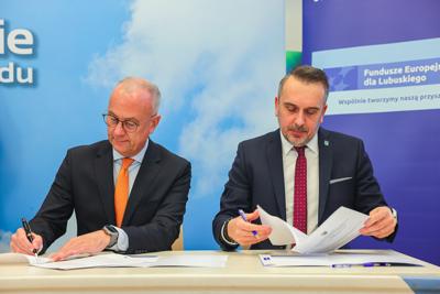 Konferencja prasowa i podpisanie umowy, projekt "Ciekawa Nauka" 