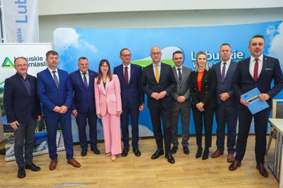 Konferencja prasowa i podpisanie umowy, projekt "Ciekawa Nauka" 