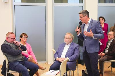 Konferencja prasowa na temat budowy Centrum Psychiatrii Dzieci i Młodzieży w Zielonej Górze