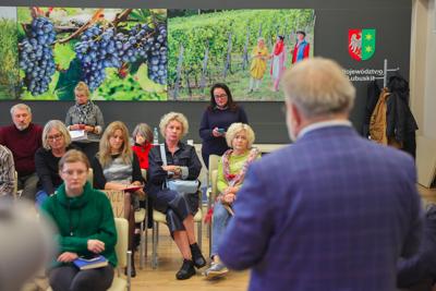 Konferencja prasowa na temat budowy Centrum Psychiatrii Dzieci i Młodzieży w Zielonej Górze
