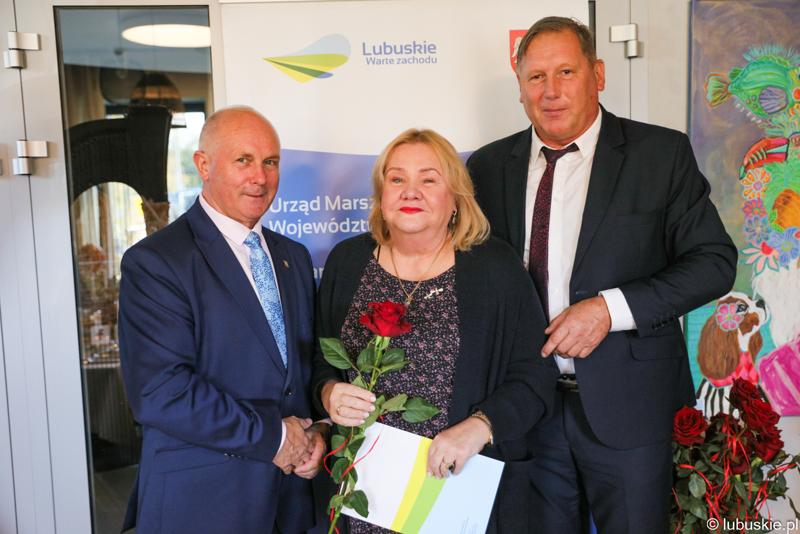 Zdjęcie z nagrodzonym