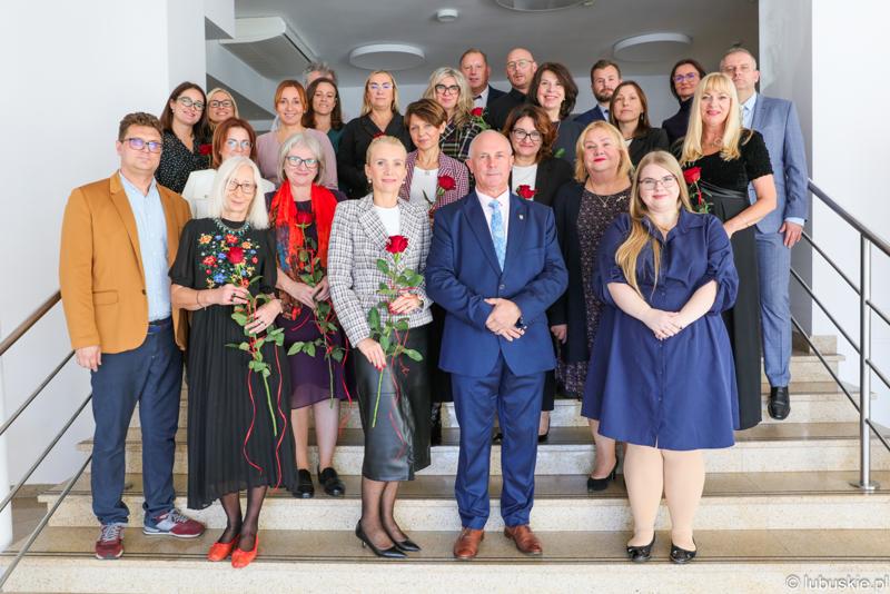 Wspólne grupowe zdjęcie.