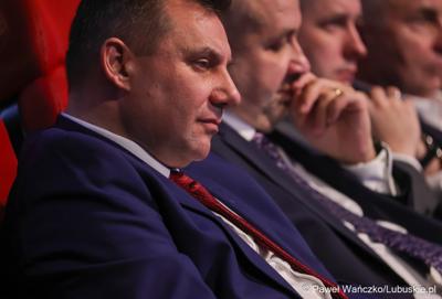 Uczestnicy jubileuszu 50-lecia Zielonogórskiej Elektrociepłowni w Planetarium Wenus  