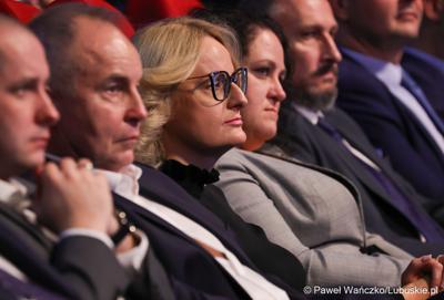 Uczestnicy jubileuszu 50-lecia Zielonogórskiej Elektrociepłowni w Planetarium Wenus  
